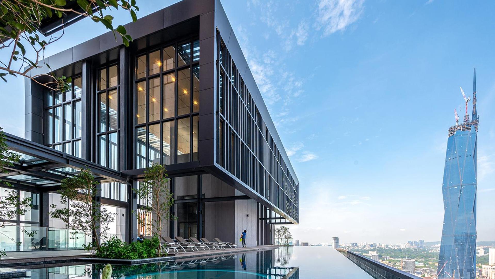 Lucentia Residence Has An Amazing Pool 쿠알라룸푸르 외부 사진
