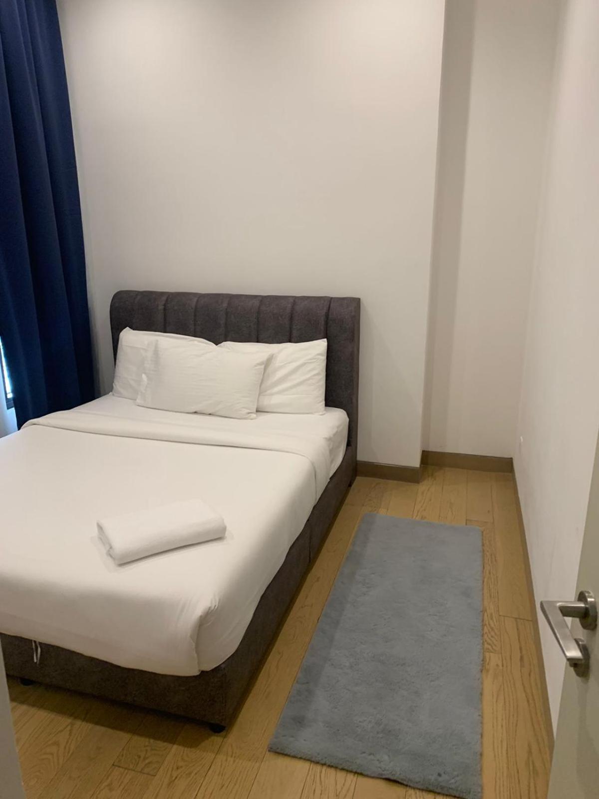 Lucentia Residence Has An Amazing Pool 쿠알라룸푸르 외부 사진